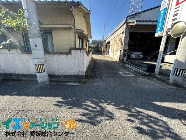 土地 今治市大新田町３丁目 JR予讃線今治駅 330万円