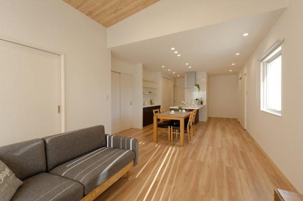 中古戸建 西条市小松町新屋敷 JR予讃線伊予小松駅 2,980万円