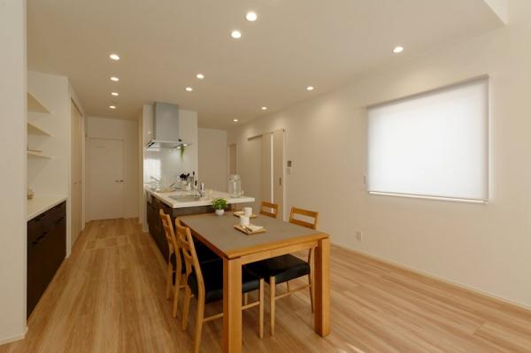 中古戸建 西条市小松町新屋敷 JR予讃線伊予小松駅 2,980万円