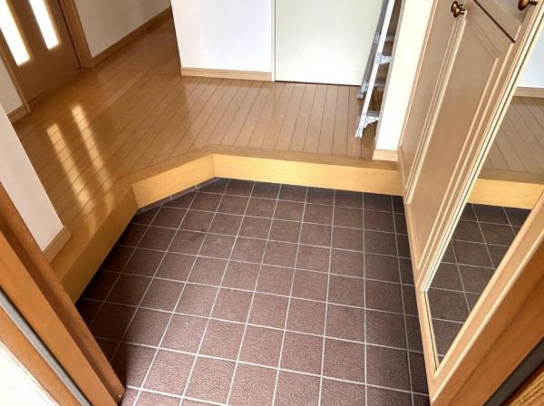 中古戸建 新居浜市垣生６丁目 JR予讃線多喜浜駅 1,399万円