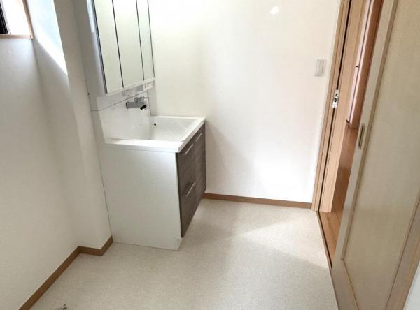 中古戸建 新居浜市垣生６丁目 JR予讃線多喜浜駅 1,399万円