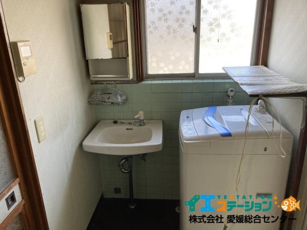 中古戸建 今治市石井町２丁目 JR予讃線今治駅 630万円