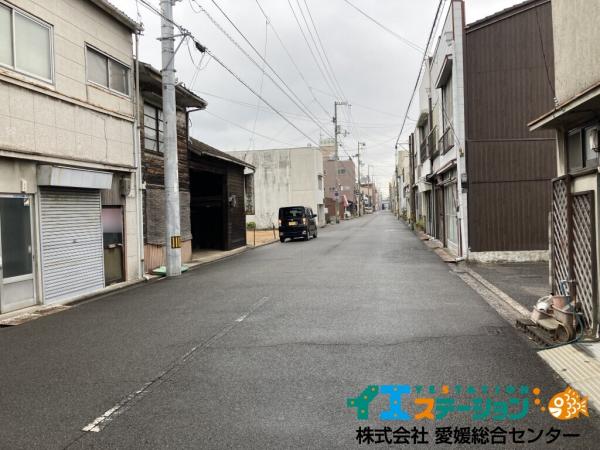 中古戸建 今治市室屋町４丁目 JR予讃線今治駅 330万円