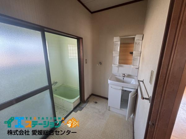 中古戸建 新居浜市萩生2843-21 JR予讃線中萩駅 580万円