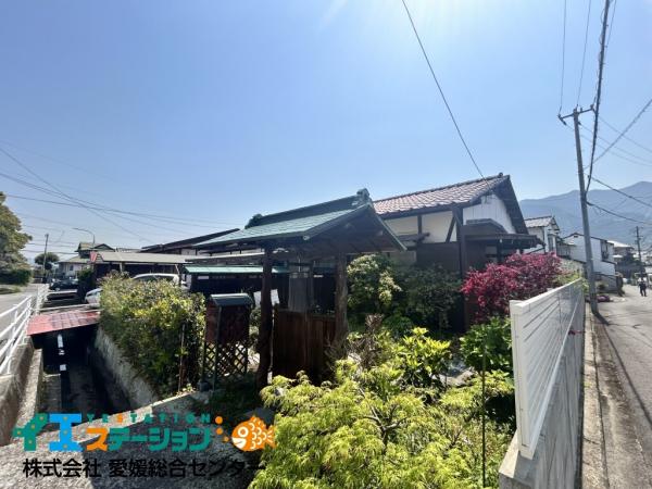 中古戸建 新居浜市中萩町15-50 JR予讃線新居浜駅 885万円