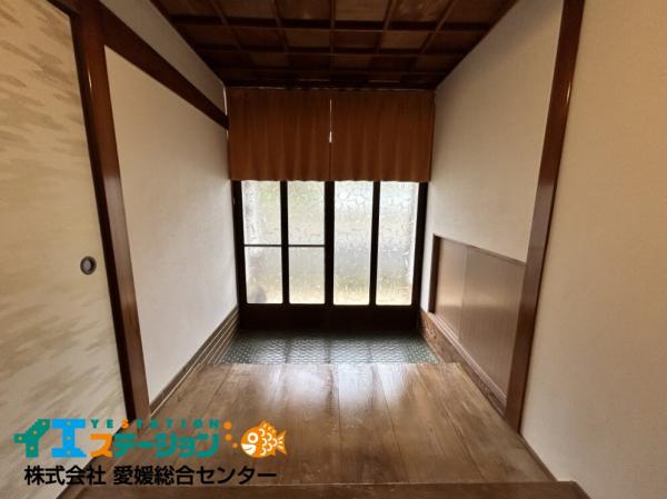 中古戸建 新居浜市中萩町15-50 JR予讃線新居浜駅 885万円