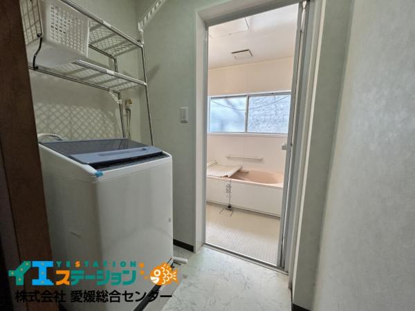 中古戸建 新居浜市中萩町15-50 JR予讃線新居浜駅 885万円