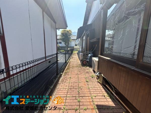 中古戸建 新居浜市中萩町15-50 JR予讃線新居浜駅 885万円