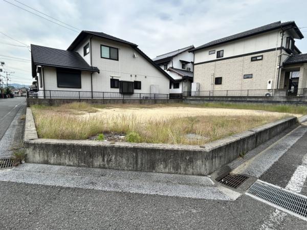 土地 新居浜市坂井町２丁目 JR予讃線新居浜駅 1,230万円