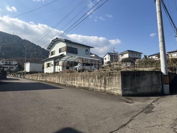 土地 新居浜市萩生2843-21 JR予讃線中萩駅 650万円