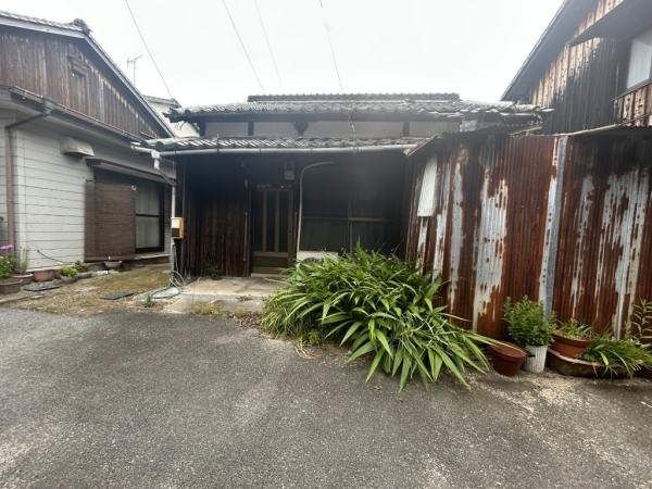 土地 今治市桜井５丁目11-30 JR予讃線伊予桜井駅 150万円
