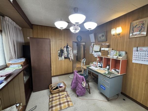 中古戸建 新居浜市八幡３丁目10-34 JR予讃線多喜浜駅 330万円