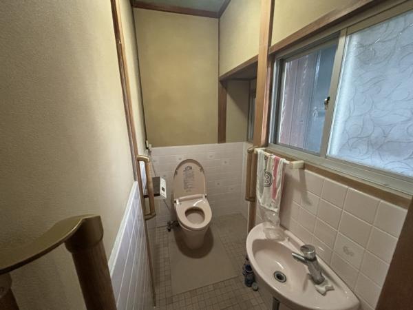 中古戸建 新居浜市八幡３丁目10-34 JR予讃線多喜浜駅 330万円