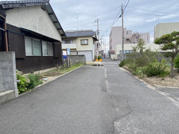 土地 今治市拝志2-16・2-17 JR予讃線伊予富田駅 1,180万円