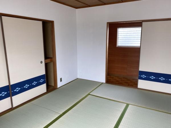 中古戸建 西条市小松町新屋敷836-14 JR予讃線伊予小松駅 1,399万円