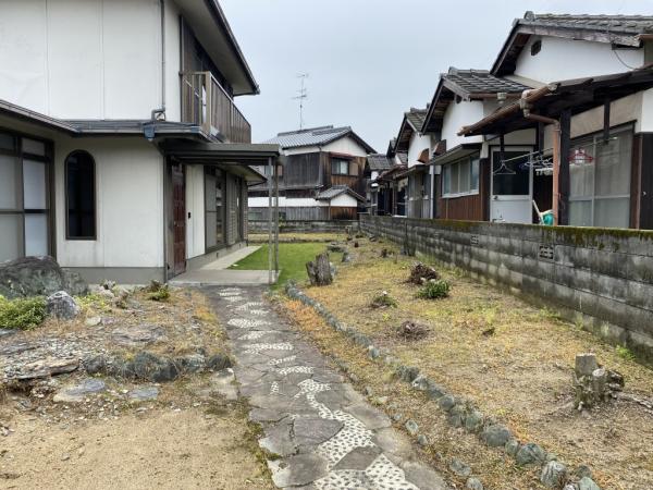 中古戸建 西条市小松町新屋敷836-14 JR予讃線伊予小松駅 1,399万円