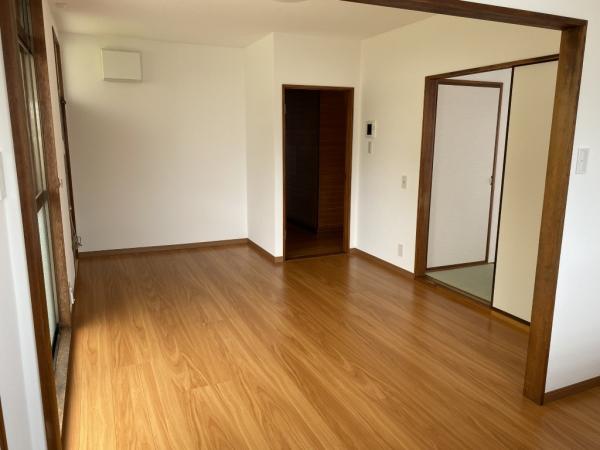 中古戸建 西条市小松町新屋敷836-14 JR予讃線伊予小松駅 1,399万円