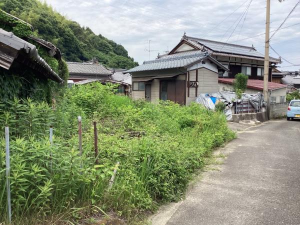 中古戸建 西条市楠1692-1 JR予讃線伊予三芳駅 80万円