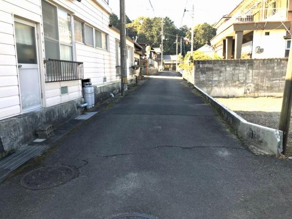 土地 新居浜市山根町 JR予讃線新居浜駅 80万円