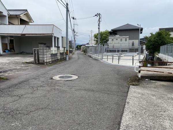 土地 今治市祇園町２丁目 JR予讃線今治駅 1,050万円