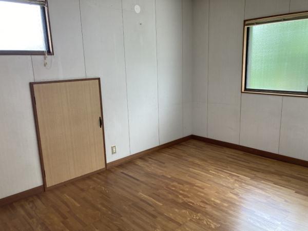 中古戸建 今治市桜井団地１丁目 JR予讃線伊予富田駅 679万円