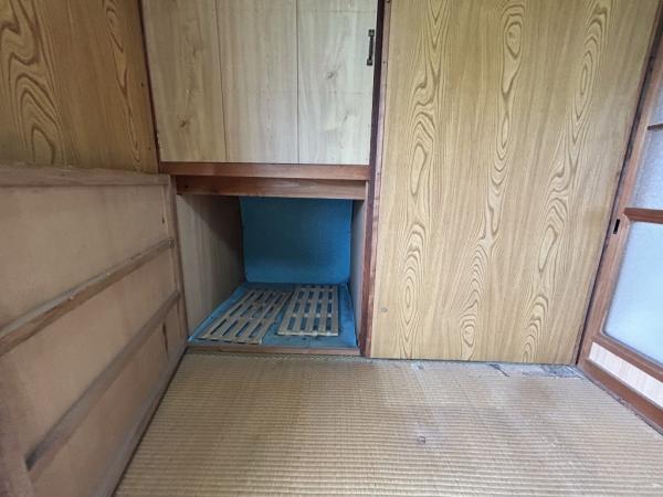 【不動産販売　愛媛総合】10888　中古住宅　四国中央市土居町北野 収納 