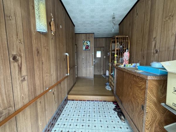中古戸建 新居浜市田の上２丁目8-53 JR予讃線多喜浜駅 1,100万円