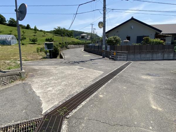 土地 今治市阿方101-1 JR予讃線今治駅 1,080万円