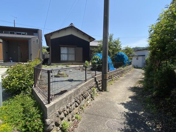 土地 今治市阿方101-1 JR予讃線今治駅 1,080万円