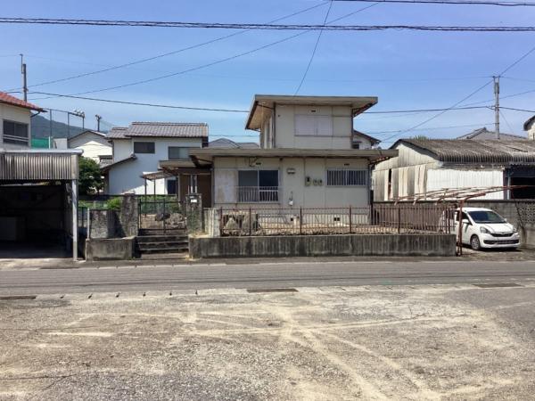 中古戸建 新居浜市西連寺町１丁目12-14 JR予讃線新居浜駅 498万円