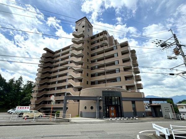 中古マンション 四国中央市川之江町3218-1 JR予讃線川之江駅 1,100万円