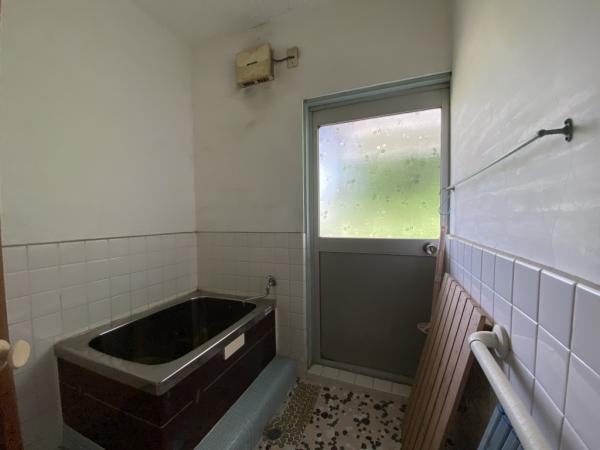 中古戸建 西条市下島山甲2513 JR予讃線中萩駅 650万円