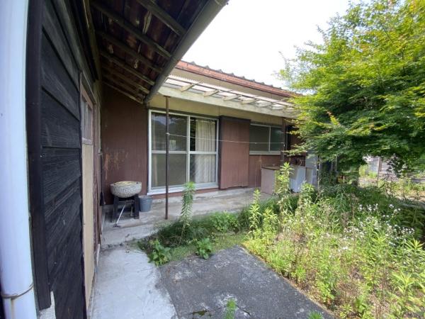 中古戸建 西条市下島山甲2513 JR予讃線中萩駅 650万円