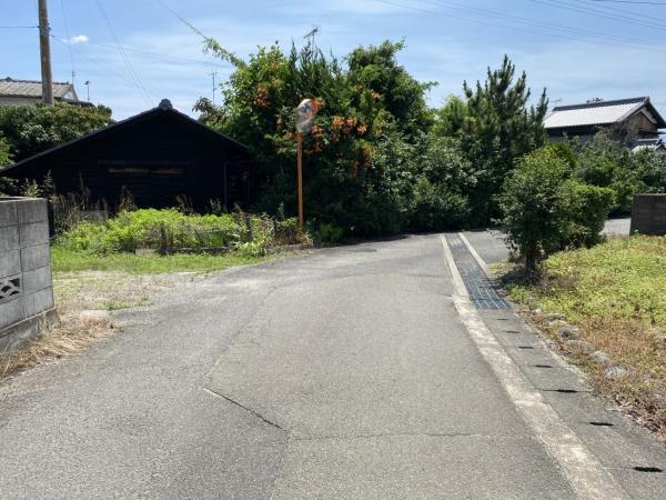 土地 西条市国安 JR予讃線伊予三芳駅 200万円
