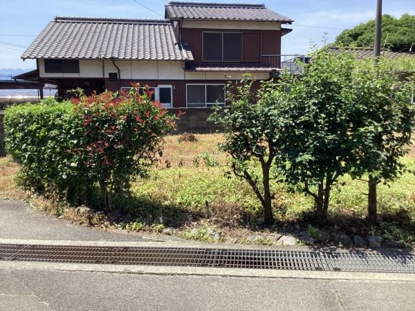 土地 西条市国安 JR予讃線伊予三芳駅 200万円