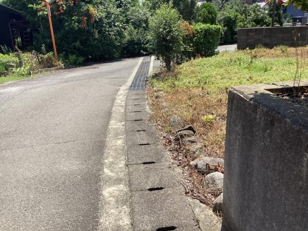 土地 西条市国安 JR予讃線伊予三芳駅 200万円
