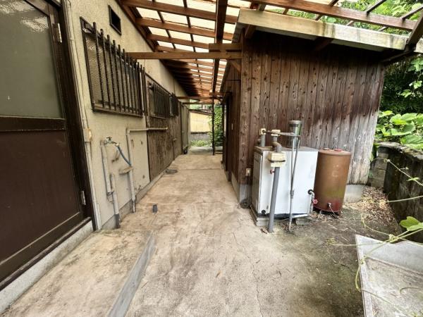 中古戸建 新居浜市中村４丁目12-29 JR予讃線新居浜駅 180万円