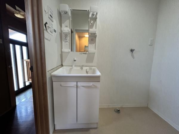 中古戸建 新居浜市萩生2063-7 JR予讃線中萩駅 530万円