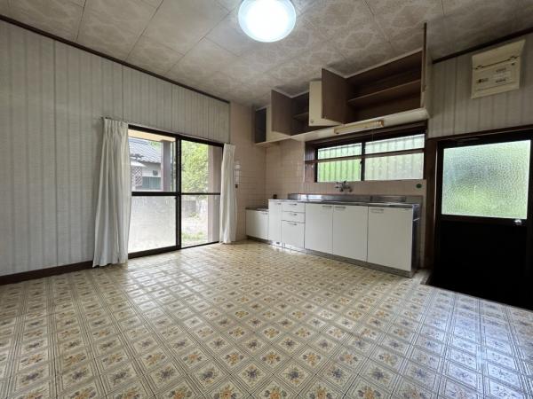 中古戸建 新居浜市萩生2063-7 JR予讃線中萩駅 530万円