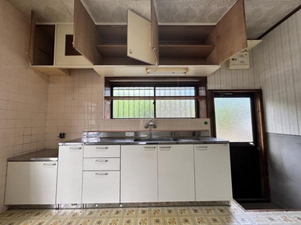 中古戸建 新居浜市萩生2063-7 JR予讃線中萩駅 530万円