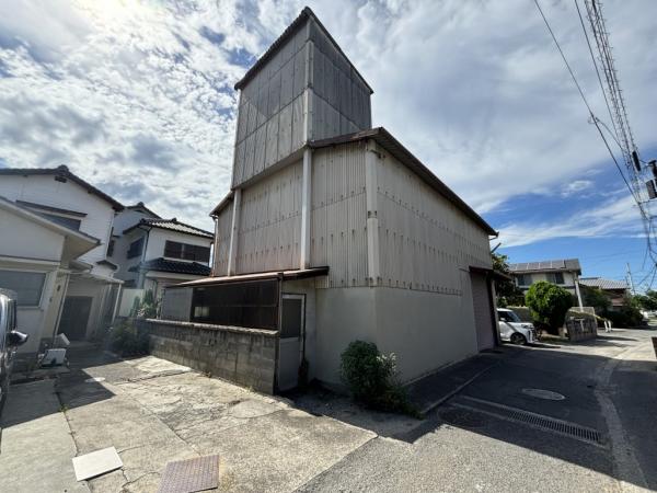中古戸建 新居浜市東雲町２丁目3-24 JR予讃線新居浜駅 545万円