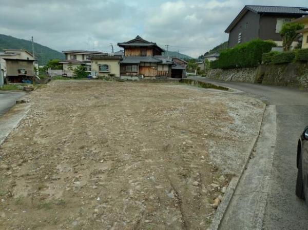 土地 四国中央市金田町半田 JR予讃線川之江駅 950万円