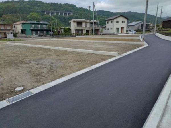 土地 四国中央市金田町半田 JR予讃線川之江駅 908万円