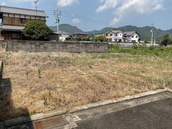 土地 西条市三芳 JR予讃線伊予三芳駅 410万円