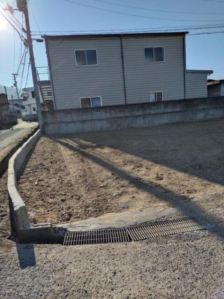 土地 四国中央市妻鳥町土居 JR予讃線川之江駅 789万円