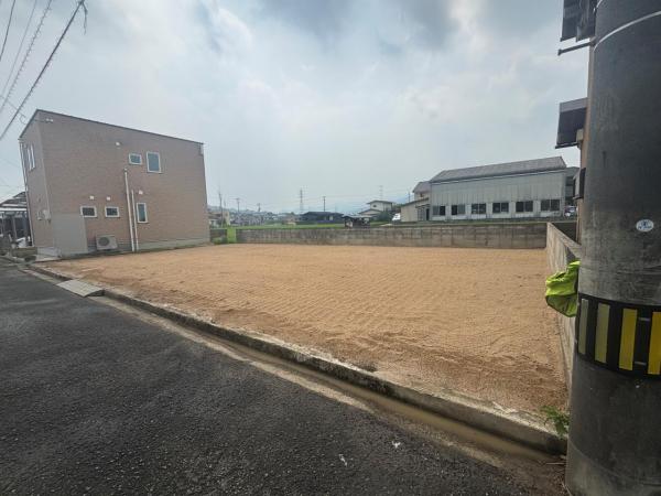 土地 今治市高市甲5-6 JR予讃線伊予富田駅 580万円