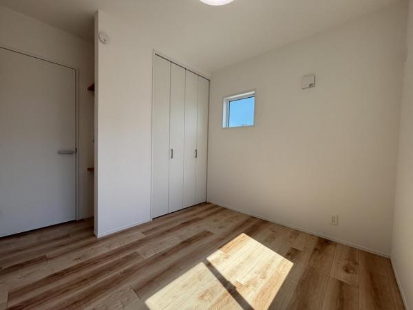 11570　未入居住宅　四国中央市寒川町 洋室