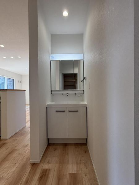 11570　未入居住宅　四国中央市寒川町 洗面台・洗面所 