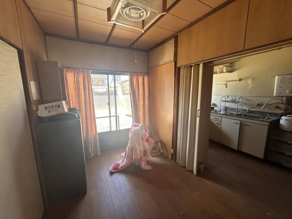 【不動産販売　愛媛総合】11380　中古住宅　今治市河南町1丁目 洋室