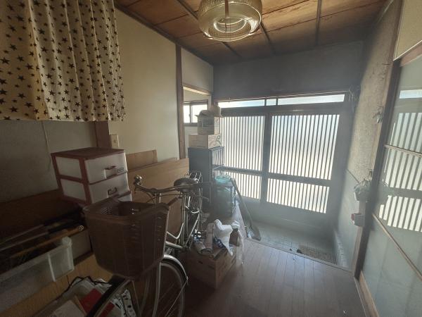【不動産販売　愛媛総合】11380　中古住宅　今治市河南町1丁目 玄関 